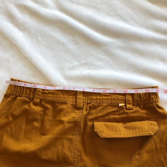 Cotopaxi Women’s Mustard Yellow Shorts size S - Picture 7 of 7